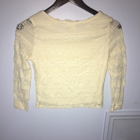 Crop top - Picture 2 of 4